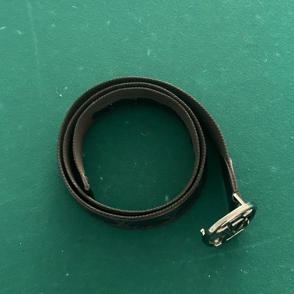 Trades are accepted - Picture 3 of 4